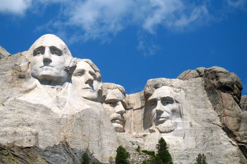 2207mountrushmore[1]